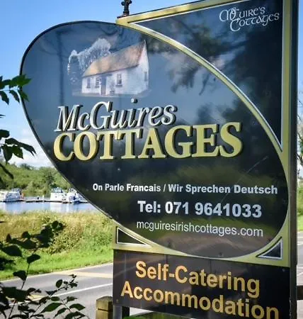 Mcguire's Red Door Holiday home *