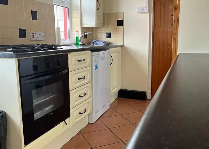 Mcguire's Red Door Drumshanbo