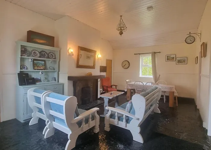 Ferienhaus Mcguire's Red Door *