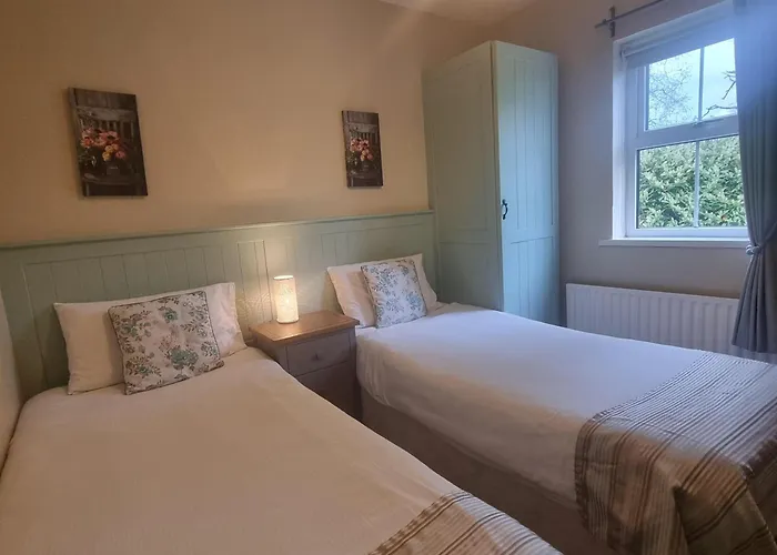 Mcguire's Red Door Drumshanbo