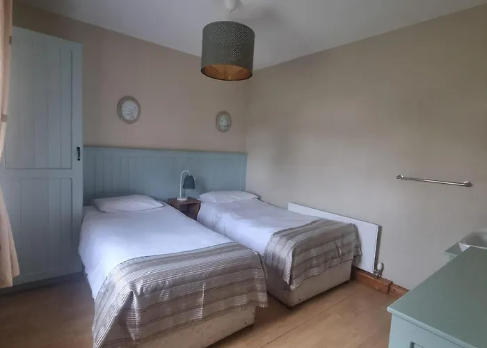 Mcguire's Red Door Tatil Evi